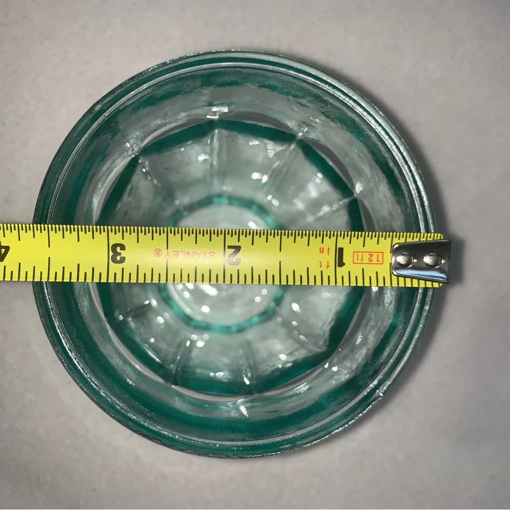Set of 4 drinking glasses